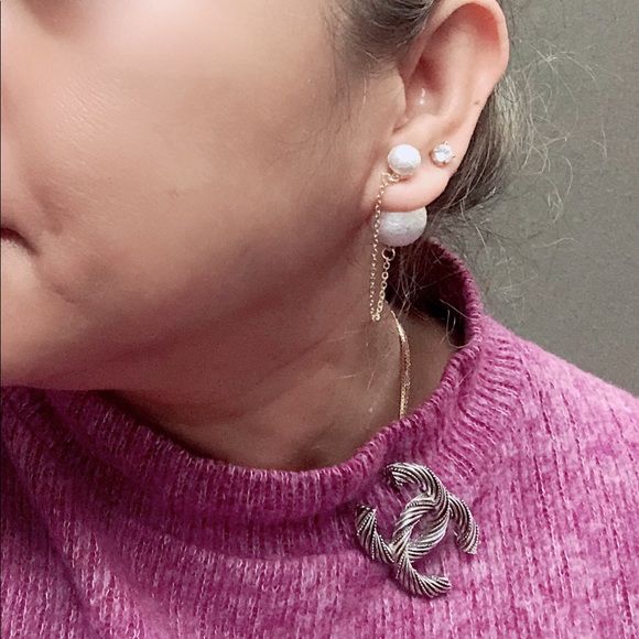 Double Sided Hanging Chain Pearl Earrings - Picture 2 of 11